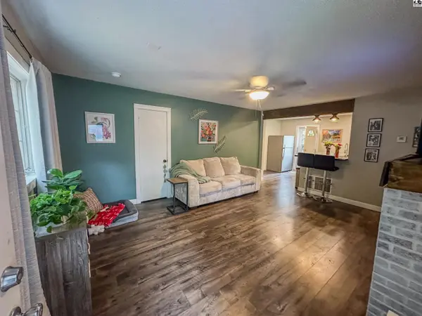 1124 Fairview Rd, Mcpherson, KS 67460