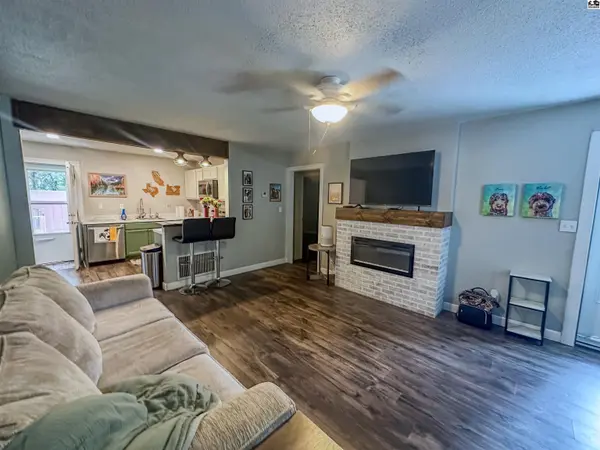 1124 Fairview Rd, Mcpherson, KS 67460