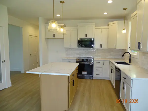 499 Mount Lebanon Church RD, Greer, SC 29651