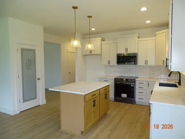 499 Mount Lebanon Church RD, Greer, SC 29651