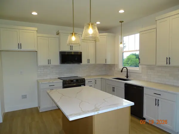 499 Mount Lebanon Church RD, Greer, SC 29651