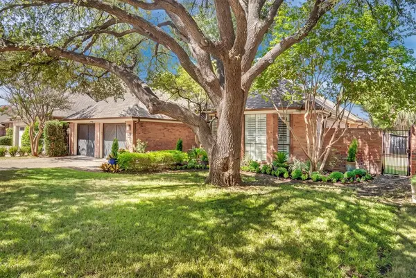 5325 Paladium Drive, Addison, TX 75254
