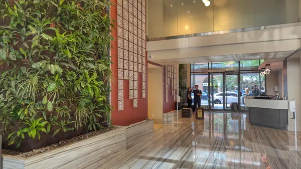 111 Elizabeth ST #552, Toronto C01, ON M5G 1P7