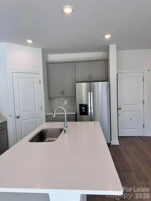 9033 Foggy Brook LOOP, Charlotte, NC 28216