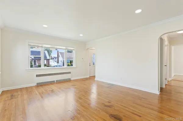 48 Milburn AVE, Hempstead, NY 11550