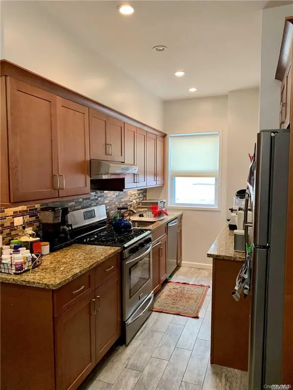 1272 72nd Street #2R, Brooklyn, NY 11228