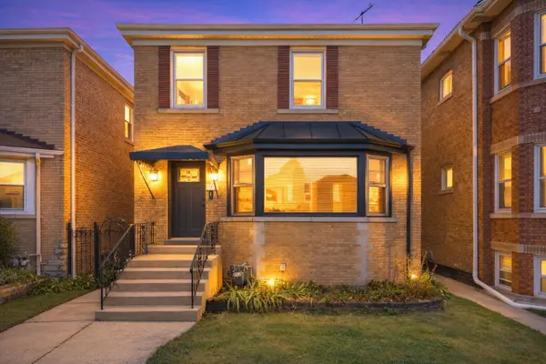1838 Maple AVE, Berwyn, IL 60402