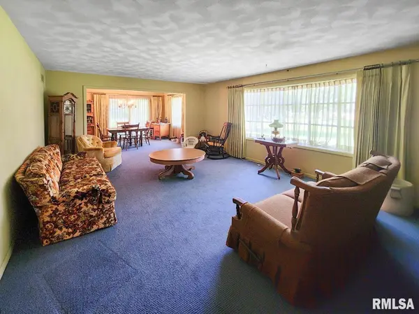 108 W NORTH ST, Princeville, IL 61559