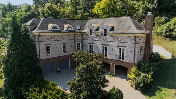 774 Saussy Pl, Nashville, TN 37205