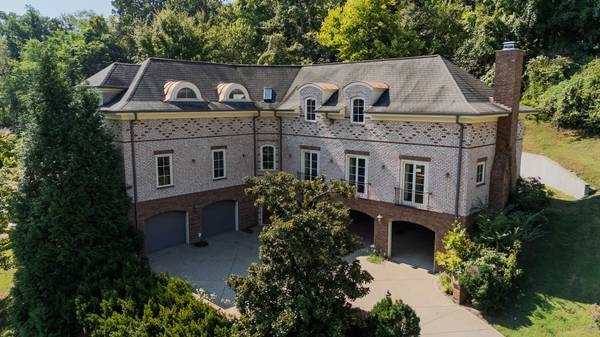 774 Saussy Pl, Nashville, TN 37205