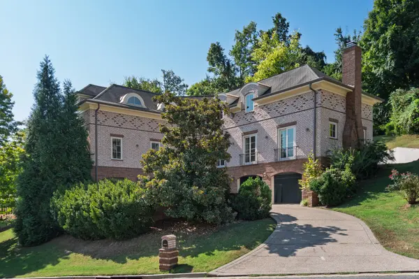 774 Saussy Pl, Nashville, TN 37205