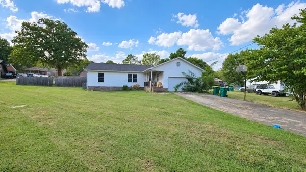 430 Liberty Ave, Lewisburg, TN 37091