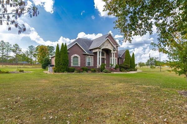 138 Longwood Dr, Shelbyville, TN 37160
