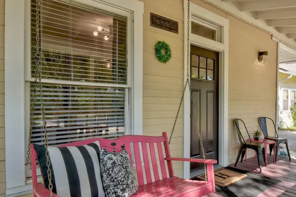 712 E 44th ST #A, Austin, TX 78751
