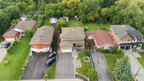 816 Sheppard AVE, Pickering, ON L1V 1G5