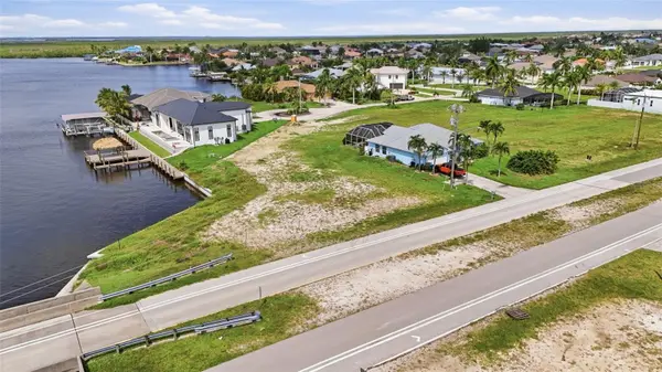 932 OLD BURNT STORE RD N, Cape Coral, FL 33993