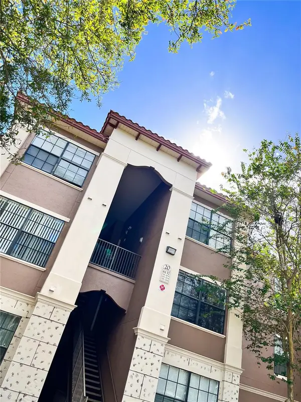 6137 METROWEST BLVD #102, Orlando, FL 32835