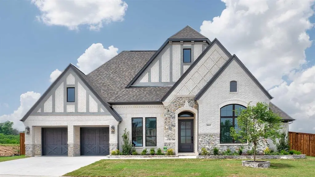 1662 Shady Banks Drive, Haslet, TX 76052