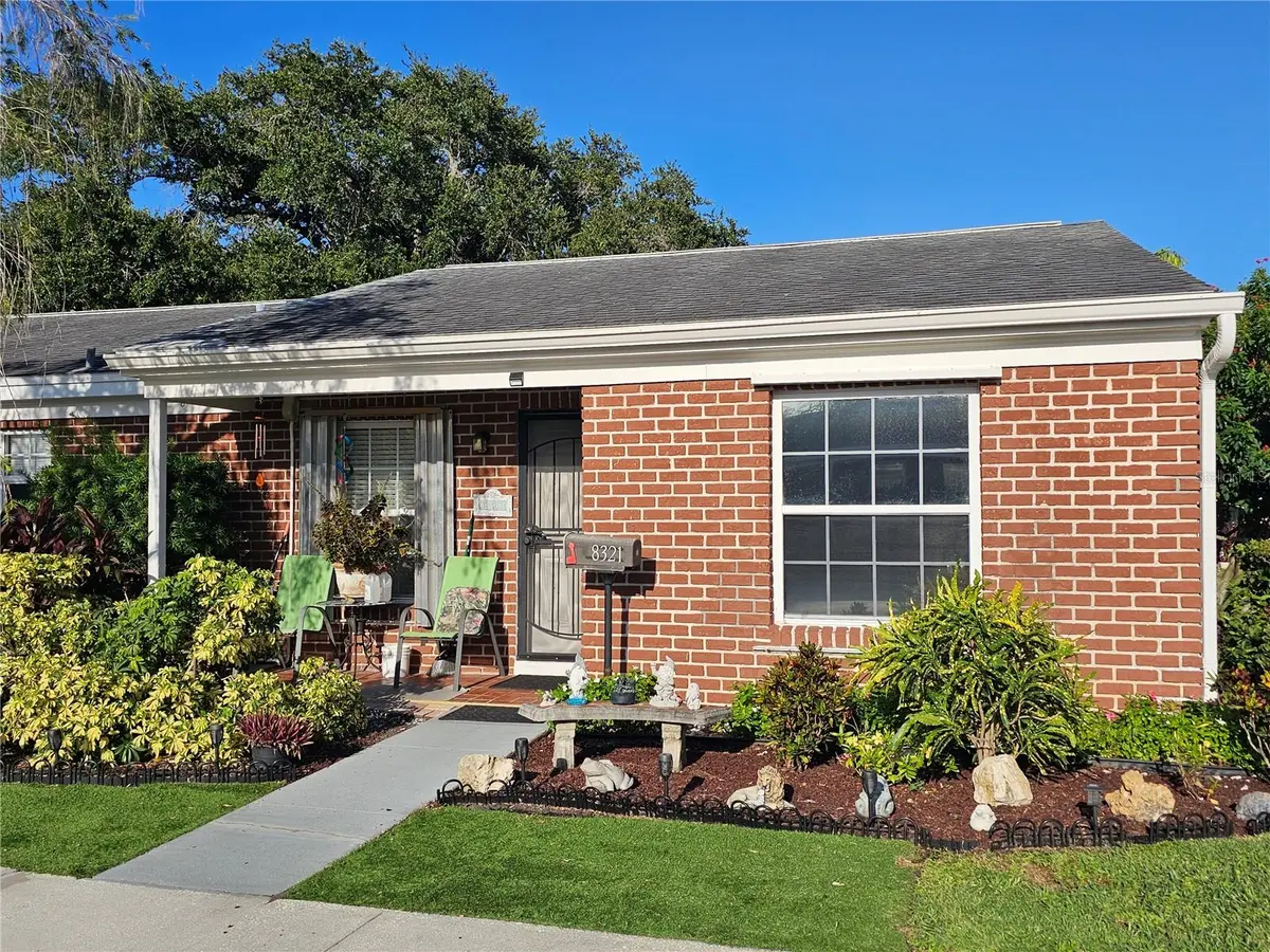 8321 9TH WAY N, St Petersburg, FL 33702