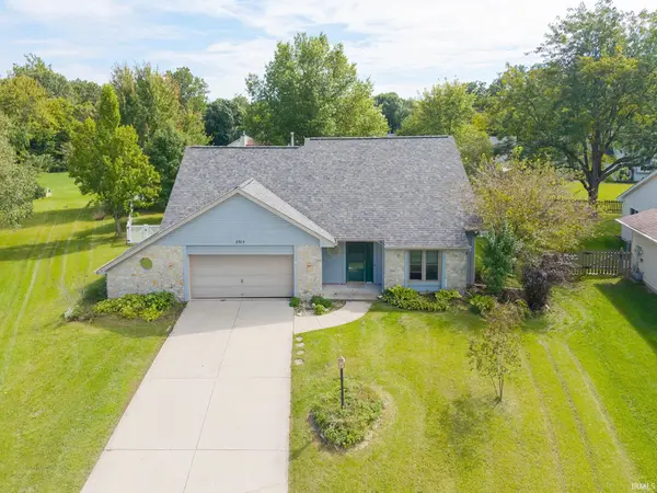 8915 Sunburst LN, Fort Wayne, IN 46804