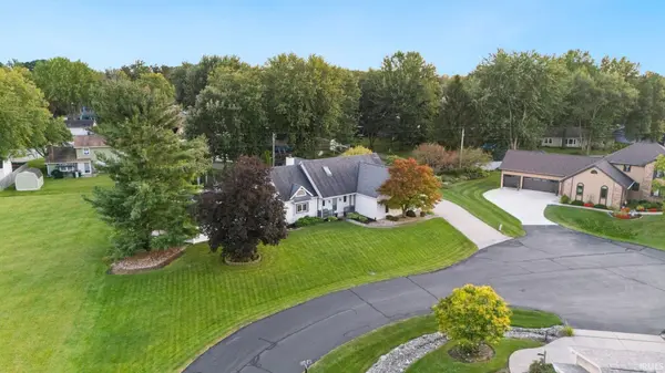 9022 S Bay CT, New Haven, IN 46774-2414