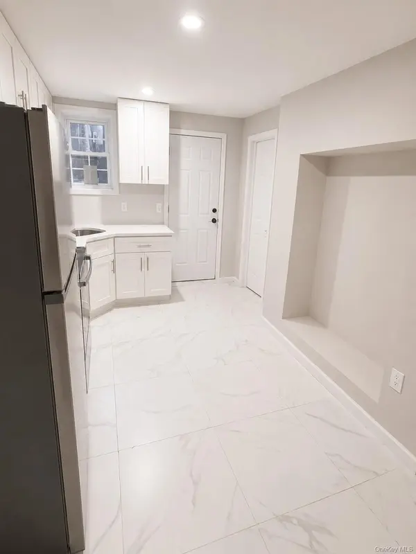 2040 Washington AVE, Bronx, NY 10457