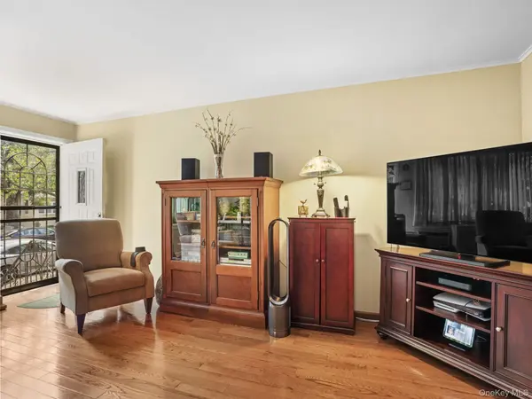 84-17 107th AVE, Ozone Park, NY 11417