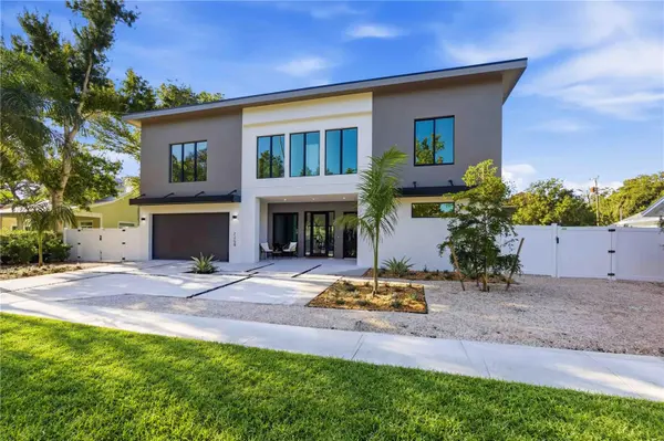 2258 ARLINGTON ST, Sarasota, FL 34239
