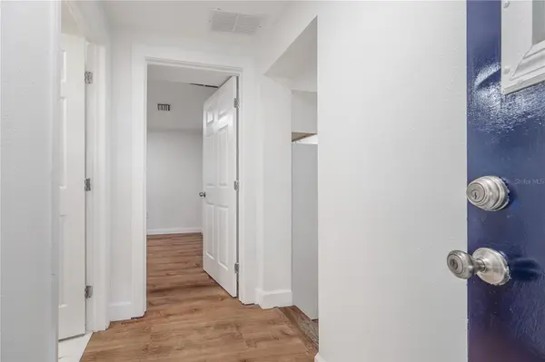 2307 E OSBORNE AVE #102, Tampa, FL 33610