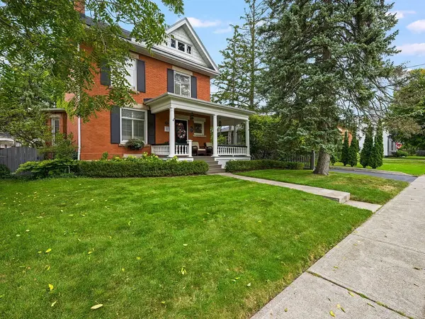 71 Mill ST, Milton, ON L9T 1R8