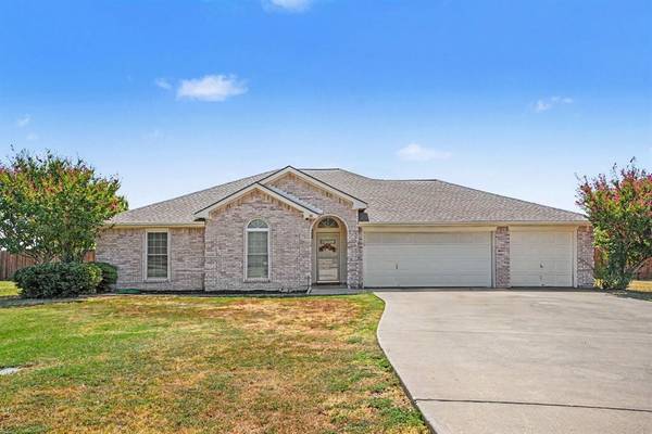 106 Bent Creek Court, Waxahachie, TX 75165