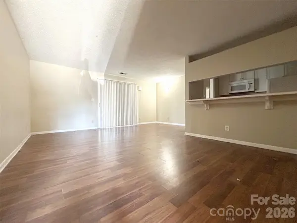 9519 University Terrace DR #G, Charlotte, NC 28262