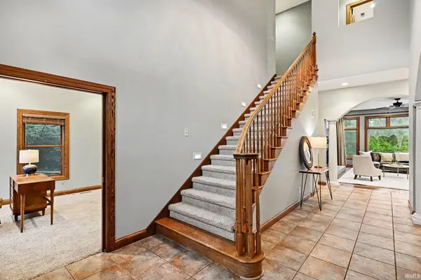 2624 Wildwood LN, Winona Lake, IN 46590