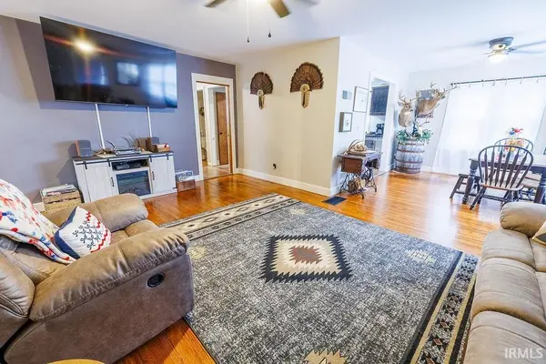 171 N Lewis ST, Bloomfield, IN 47424