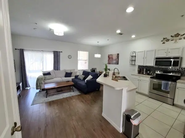 3936 YELLOWSTONE CIR, Sarasota, FL 34233