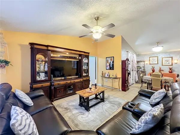 3438 BRETWOOD DR, Orlando, FL 32808