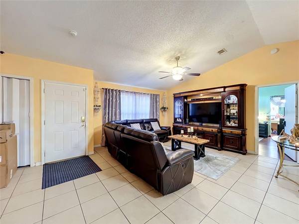 3438 BRETWOOD DR, Orlando, FL 32808