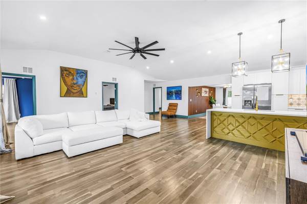 2690 65TH AVE S, St Petersburg, FL 33712