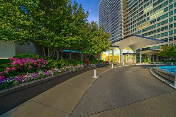 3550 N LAKE SHORE DR #1714, Chicago, IL 60657