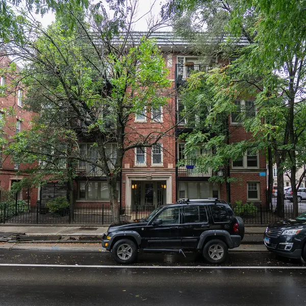 4420 N Ashland AVE #2W, Chicago, IL 60640