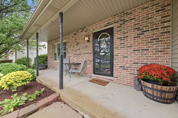 5320 Meadowbrook ST, Plainfield, IL 60586