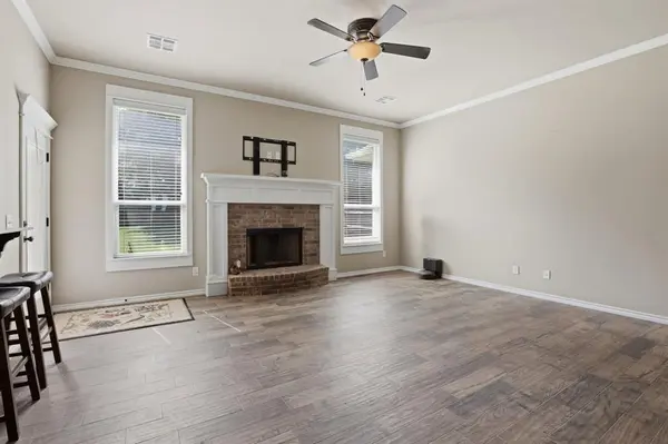 5270 Buffalo Hill Run, Guthrie, OK 73044
