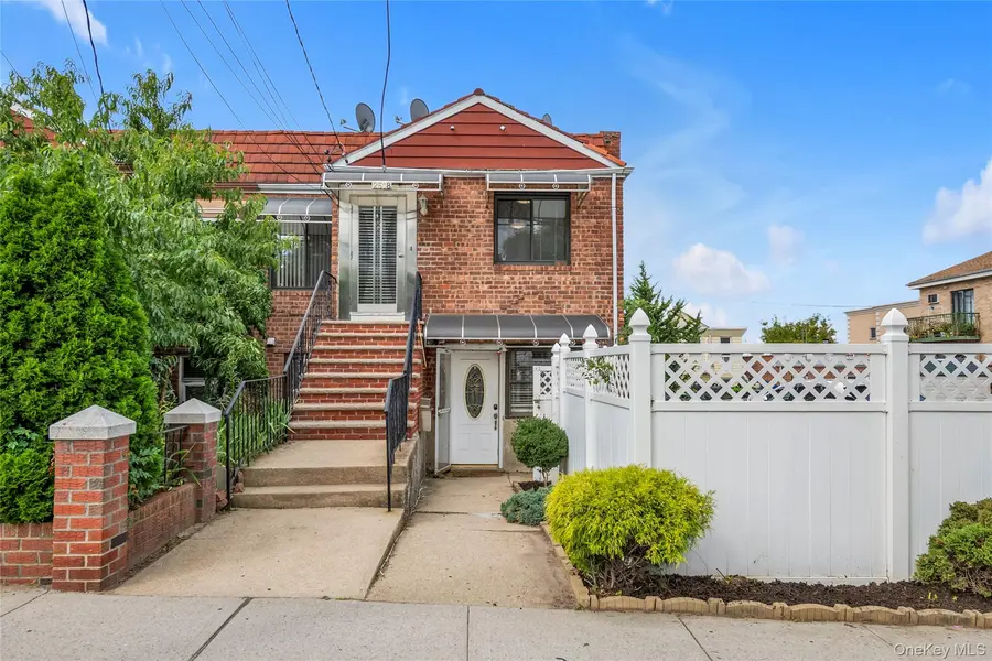 2518 123rd ST, Flushing, NY 11354