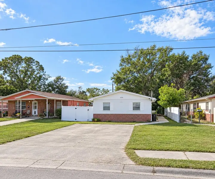 7460 34TH ST N, Pinellas Park, FL 33781