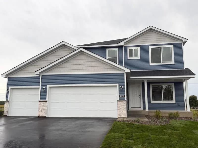 1931 Pierce ST SE, Cambridge, MN 55008