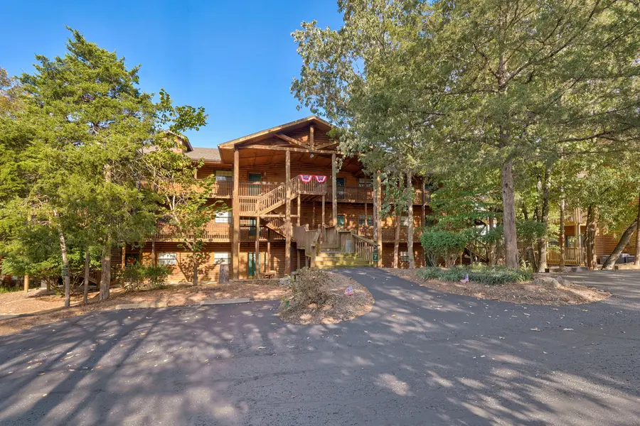 75 Leaning Tree CIR #5, Branson, MO 65616