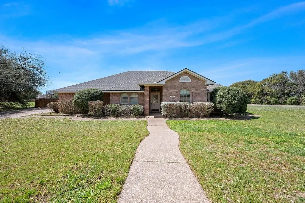 200 High Point Drive, Waco, TX 76705