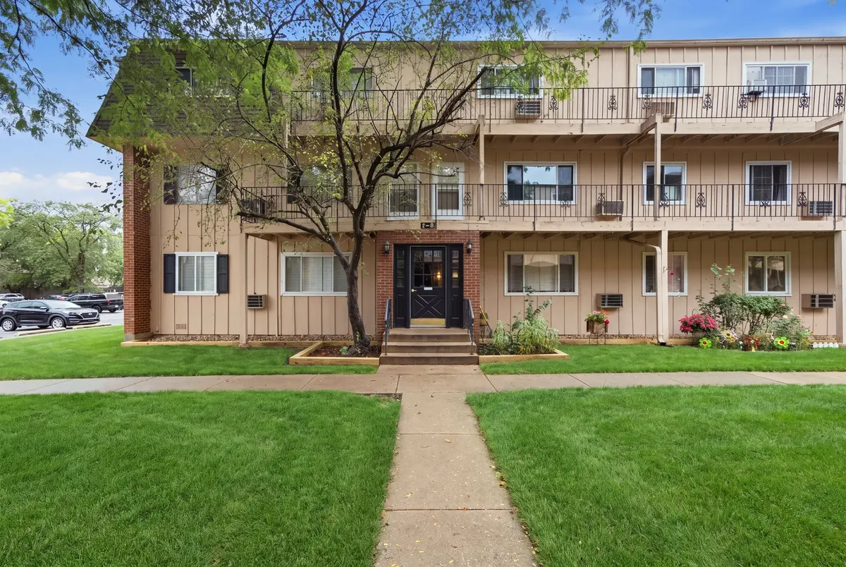 2508 Algonquin RD #2, Rolling Meadows, IL 60008