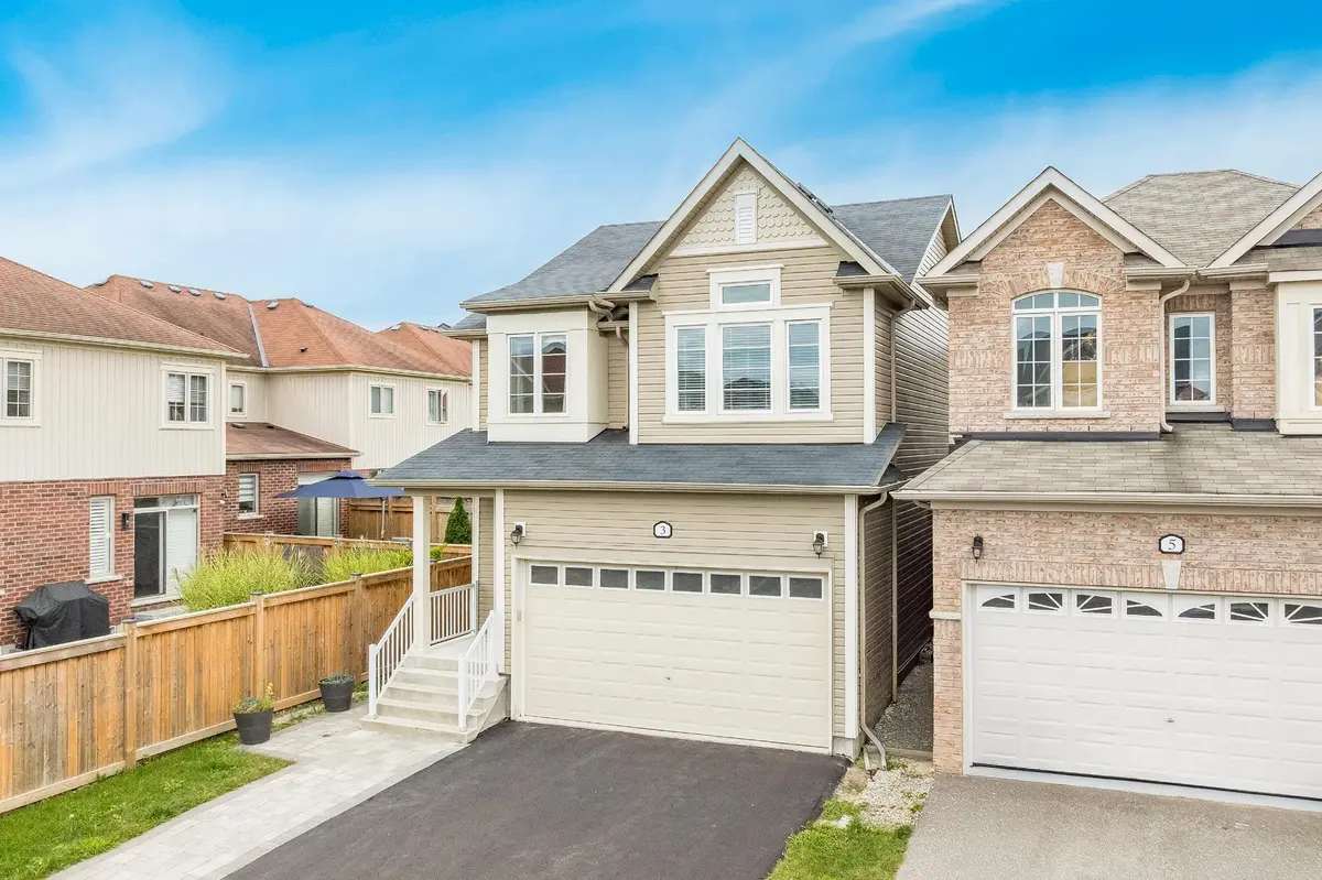 3 Hutton CRES, Essa, ON L0M 1B6