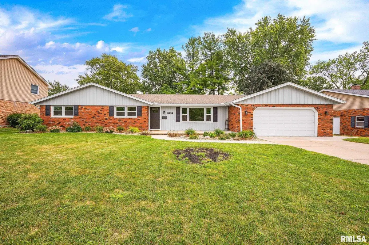 500 N MINNESOTA AVE, Morton, IL 61550